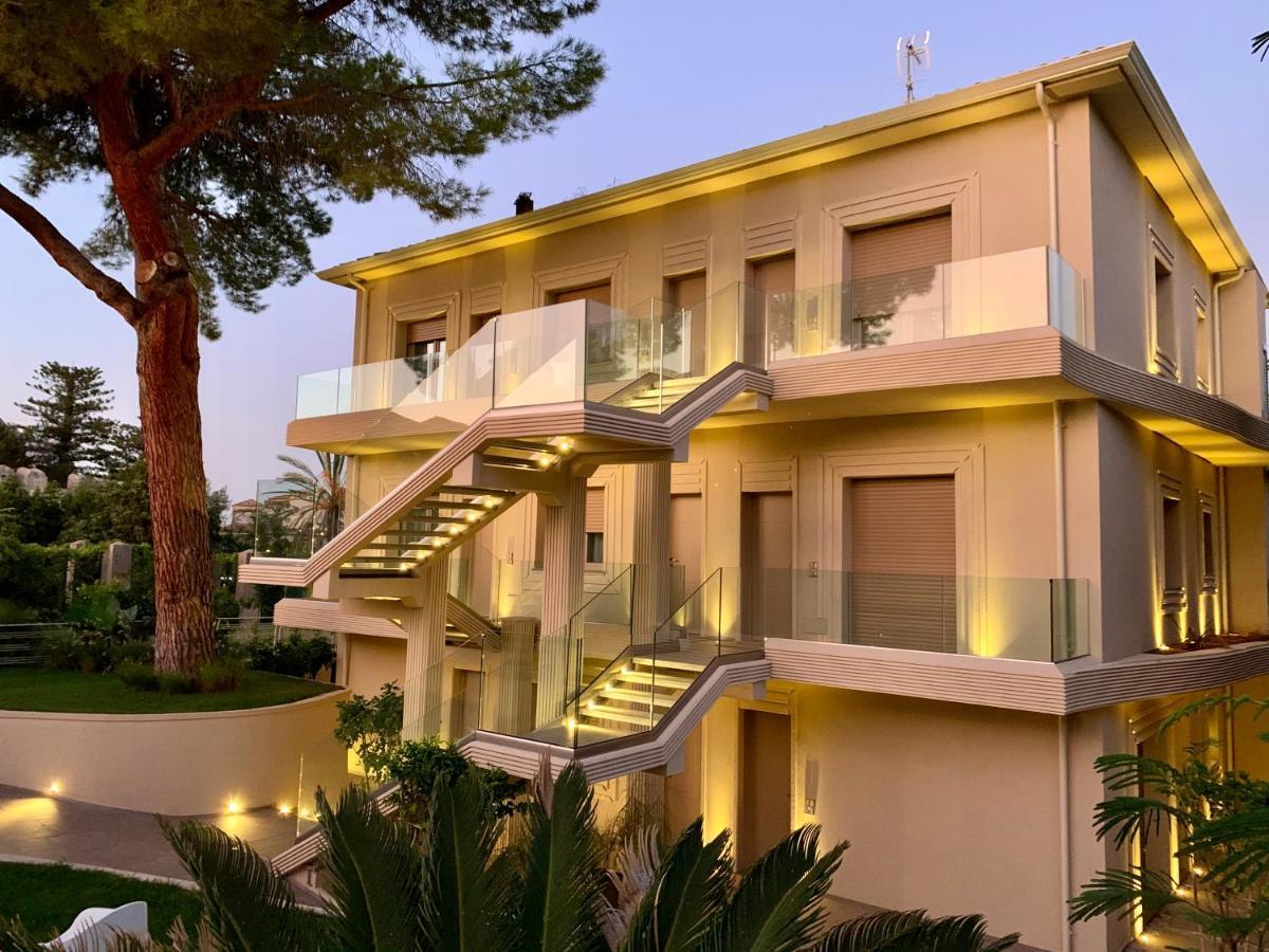 S'O Suites Tropea Buitenkant foto